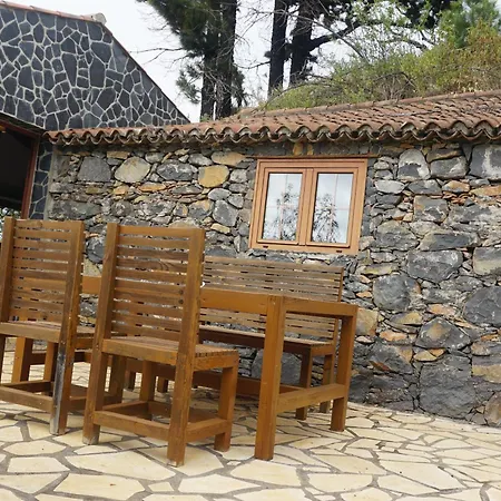 Sunset And Stars Stone House Casa rural *